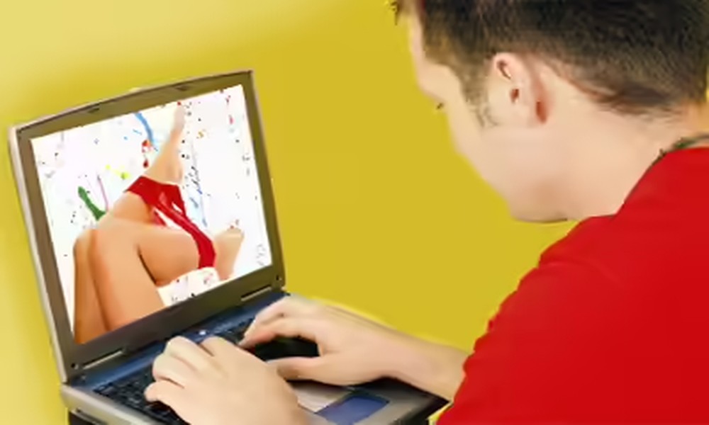 Why do Japanese porn movies with romantic tension feel more pleasurable?